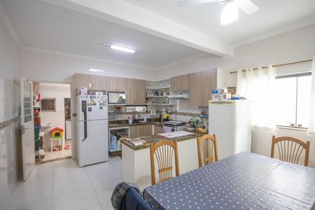Casa à venda com 260m², 3 quartos e 2 vagasCozinha