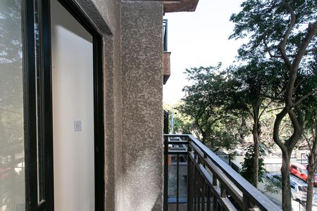 Apartamento à venda com 38m², 2 quartos e sem vaga Apartamento à venda com 38m², 2 quartos e sem vagaVaranda da Sala