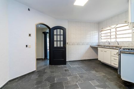 Casa para alugar com 220m², 3 quartos e 3 vagasCozinha