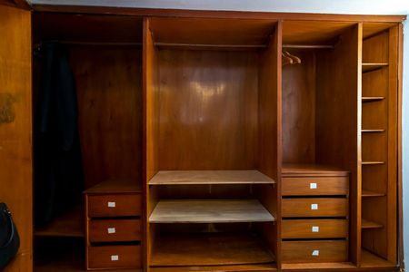 Casa para alugar com 220m², 3 quartos e 3 vagasCloset da Suíte 1