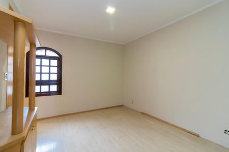 Casa para alugar com 220m², 3 quartos e 3 vagasSuíte 3