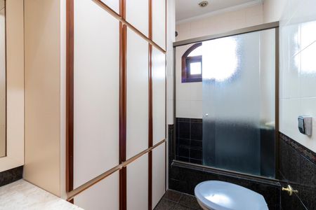 Casa para alugar com 220m², 3 quartos e 3 vagasBanheiro da Suíte 2