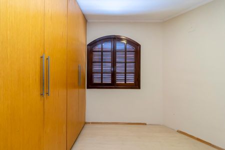 Casa para alugar com 220m², 3 quartos e 3 vagasSuíte 2