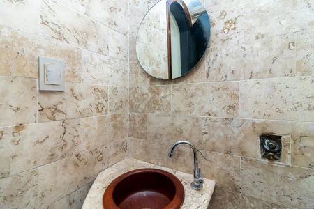 Casa para alugar com 220m², 3 quartos e 3 vagasLavabo 2