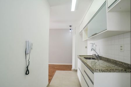 Apartamento à venda com 52m², 2 quartos e 1 vaga Apartamento à venda com 52m², 2 quartos e 1 vagaCozinha e Área de Serviço