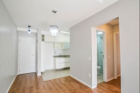 Apartamento à venda com 52m², 2 quartos e 1 vaga Apartamento à venda com 52m², 2 quartos e 1 vagaSala