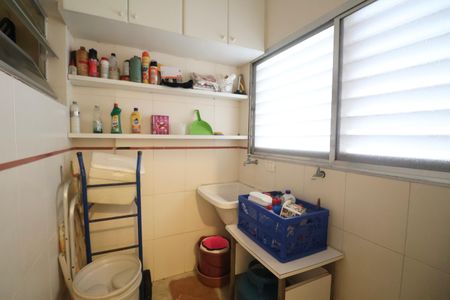 Apartamento para alugar com 300m², 3 quartos e 1 vagaÁrea de Serviço