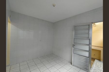 Casa para alugar com 70m², 1 quarto e 1 vaga Casa para alugar com 70m², 1 quarto e 1 vagaCozinha - Torneira