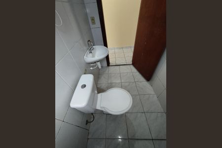Casa para alugar com 70m², 1 quarto e 1 vaga Casa para alugar com 70m², 1 quarto e 1 vagaBanheiro - torneira