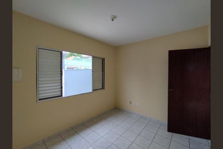 Casa para alugar com 70m², 1 quarto e 1 vaga Casa para alugar com 70m², 1 quarto e 1 vagaQuarto
