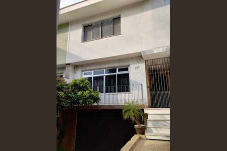 Casa à venda com 180m², 4 quartos e 3 vagas
