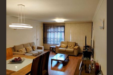 Casa à venda com 180m², 4 quartos e 3 vagas