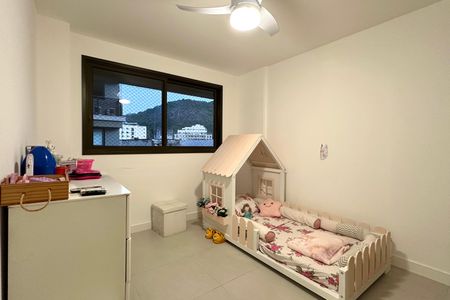 Apartamento à venda com 138m², 3 quartos e 2 vagas Apartamento à venda com 138m², 3 quartos e 2 vagasQuarto 1