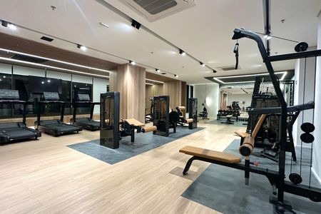 Apartamento à venda com 138m², 3 quartos e 2 vagas Apartamento à venda com 138m², 3 quartos e 2 vagasÁrea comum - Academia