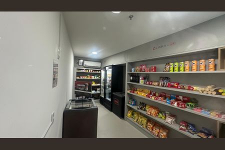 Apartamento à venda com 138m², 3 quartos e 2 vagas Apartamento à venda com 138m², 3 quartos e 2 vagasÁrea comum - Mercado