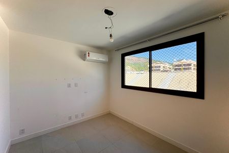 Apartamento à venda com 138m², 3 quartos e 2 vagas Apartamento à venda com 138m², 3 quartos e 2 vagasQuarto 2