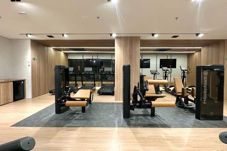 Apartamento à venda com 138m², 3 quartos e 2 vagas Apartamento à venda com 138m², 3 quartos e 2 vagasÁrea comum - Academia