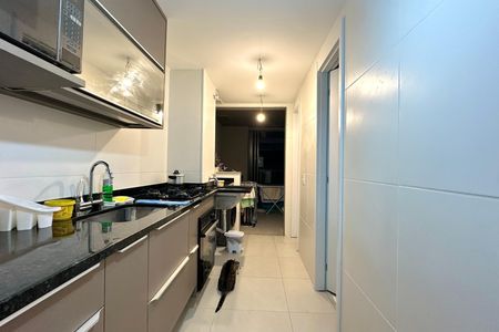 Apartamento à venda com 138m², 3 quartos e 2 vagas Apartamento à venda com 138m², 3 quartos e 2 vagasCozinha