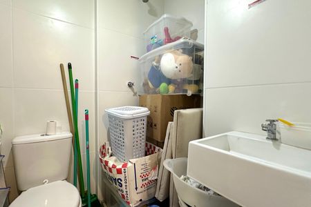 Apartamento à venda com 138m², 3 quartos e 2 vagas Apartamento à venda com 138m², 3 quartos e 2 vagasBanheiro de serviço