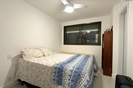 Apartamento à venda com 138m², 3 quartos e 2 vagas Apartamento à venda com 138m², 3 quartos e 2 vagasQuarto 2