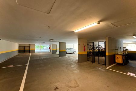 Apartamento à venda com 138m², 3 quartos e 2 vagas Apartamento à venda com 138m², 3 quartos e 2 vagasÁrea comum