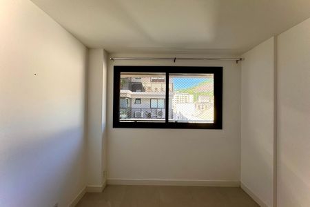 Apartamento à venda com 138m², 3 quartos e 2 vagas Apartamento à venda com 138m², 3 quartos e 2 vagasQuarto