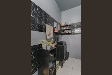 Apartamento à venda com 65m², 2 quartos e sem vagaBanheiro