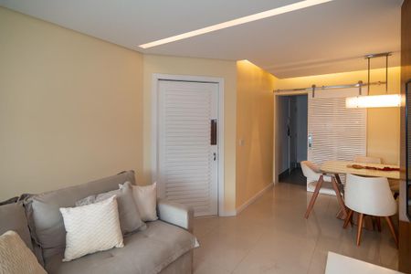 Apartamento à venda com 80m², 3 quartos e 2 vagas Apartamento à venda com 80m², 3 quartos e 2 vagasSala