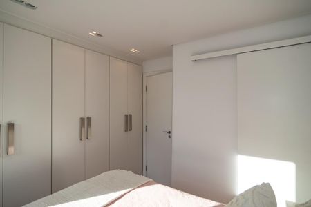 Apartamento à venda com 80m², 3 quartos e 2 vagas Apartamento à venda com 80m², 3 quartos e 2 vagasQuarto 3 - Suíte
