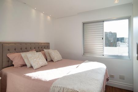 Apartamento à venda com 80m², 3 quartos e 2 vagas Apartamento à venda com 80m², 3 quartos e 2 vagasQuarto 3 - Suíte