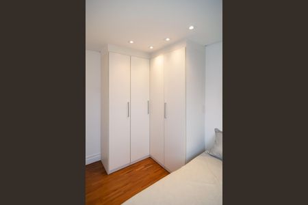 Apartamento à venda com 80m², 3 quartos e 2 vagas Apartamento à venda com 80m², 3 quartos e 2 vagasQuarto 2