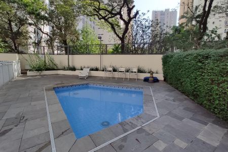 Apartamento à venda com 80m², 3 quartos e 2 vagas Apartamento à venda com 80m², 3 quartos e 2 vagasPiscina
