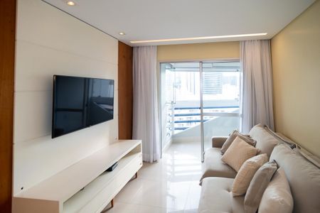 Apartamento à venda com 80m², 3 quartos e 2 vagas Apartamento à venda com 80m², 3 quartos e 2 vagasSala
