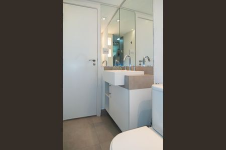 Apartamento à venda com 80m², 3 quartos e 2 vagas Apartamento à venda com 80m², 3 quartos e 2 vagasBanheiro