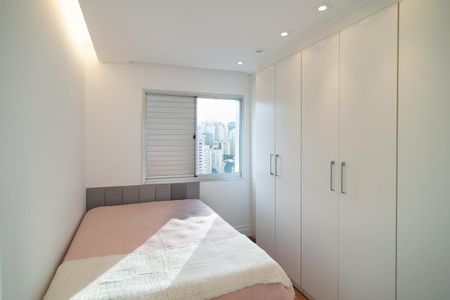 Apartamento à venda com 80m², 3 quartos e 2 vagas Apartamento à venda com 80m², 3 quartos e 2 vagasQuarto 1