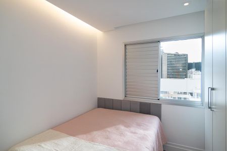 Apartamento à venda com 80m², 3 quartos e 2 vagas Apartamento à venda com 80m², 3 quartos e 2 vagasQuarto 1