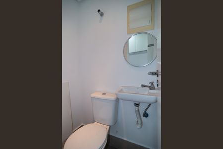 Apartamento à venda com 80m², 3 quartos e 2 vagas Apartamento à venda com 80m², 3 quartos e 2 vagasBanheiro Serviço