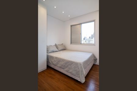 Apartamento à venda com 80m², 3 quartos e 2 vagas Apartamento à venda com 80m², 3 quartos e 2 vagasQuarto 2