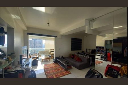 Apartamento à venda com 46m², 1 quarto e 1 vagaFoto 01