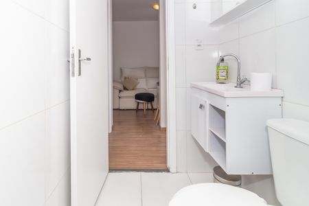 Apartamento para alugar com 44m², 2 quartos e sem vagaBanheiro