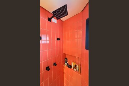 Apartamento à venda com 82m², 2 quartos e 2 vagas Apartamento à venda com 82m², 2 quartos e 2 vagasBanheiro da Suíte