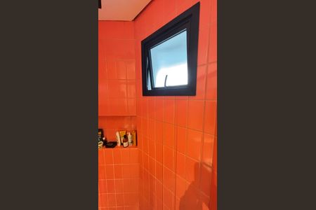 Apartamento à venda com 82m², 2 quartos e 2 vagas Apartamento à venda com 82m², 2 quartos e 2 vagasBanheiro da Suíte