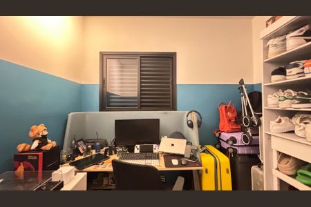 Apartamento à venda com 82m², 2 quartos e 2 vagas Apartamento à venda com 82m², 2 quartos e 2 vagasQuarto