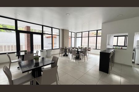 Apartamento à venda com 82m², 2 quartos e 2 vagas Apartamento à venda com 82m², 2 quartos e 2 vagasSalão de Festas