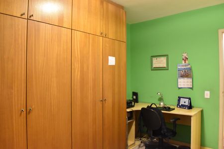 Apartamento para alugar com 200m², 3 quartos e 1 vagaQuarto  2