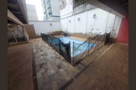 Casa para alugar com 500m², 4 quartos e 4 vagas