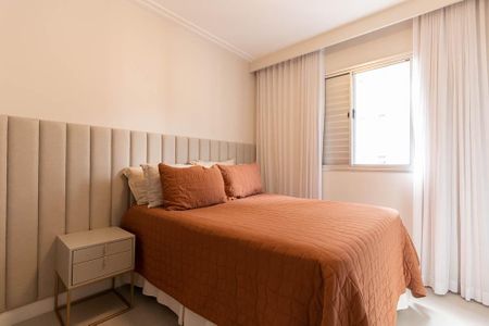 Apartamento à venda com 70m², 2 quartos e 2 vagasSuíte