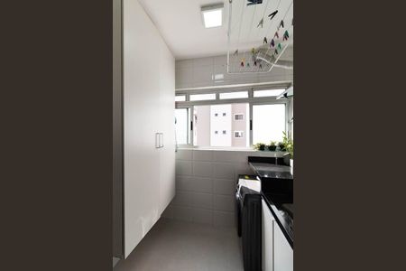 Apartamento à venda com 70m², 2 quartos e 2 vagasLavanderia