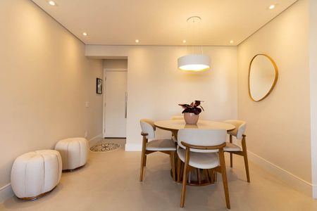 Apartamento à venda com 70m², 2 quartos e 2 vagasSala