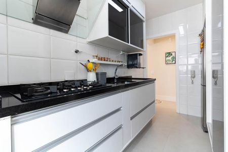 Apartamento à venda com 70m², 2 quartos e 2 vagasCozinha